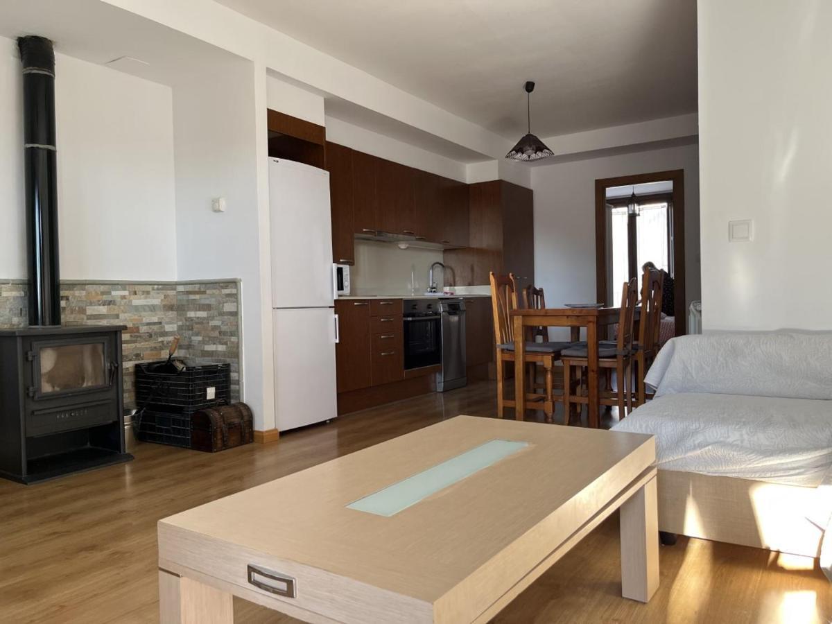 Apartamentos Turisticos Rio Gallego Фонтельяс Экстерьер фото