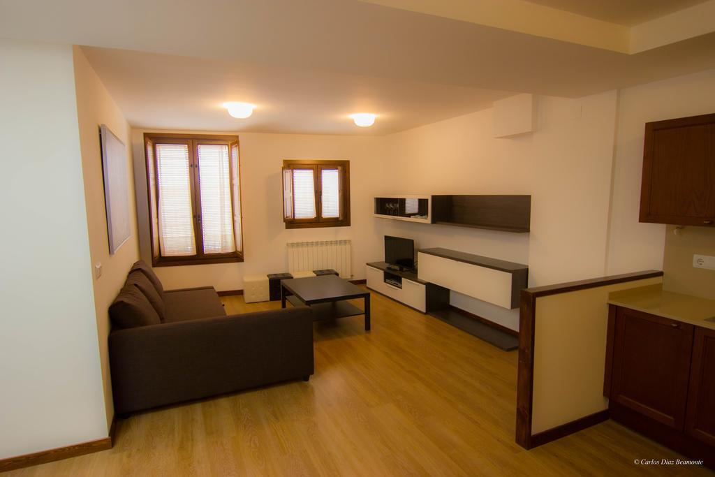 Apartamentos Turisticos Rio Gallego Фонтельяс Экстерьер фото