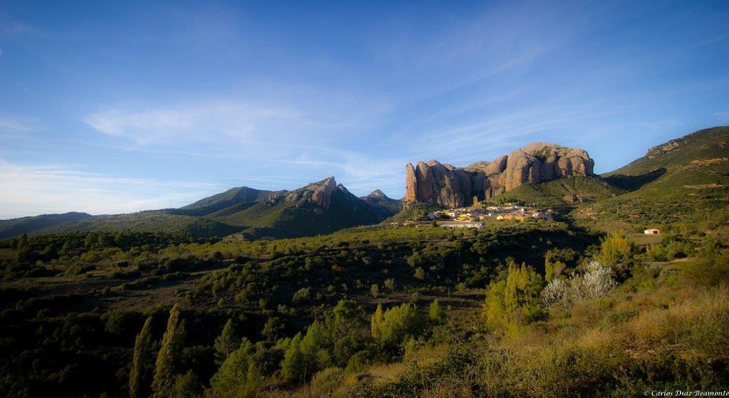 Apartamentos Turisticos Rio Gallego Фонтельяс Экстерьер фото